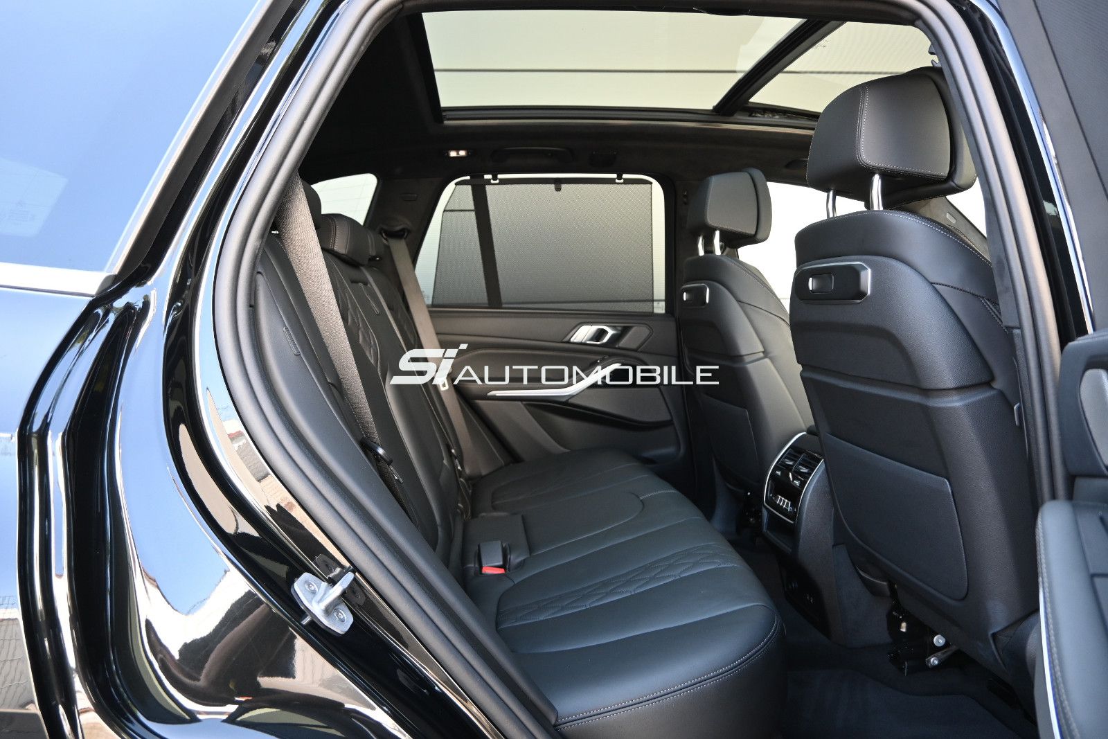 Fahrzeugabbildung BMW X5 xDr.30d °ACC°AHK°ALCANTARA°LUFT°MERINO°STHZG°