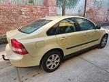 Volvo S40 1,6 16v - gebrauchte Volvo S40 aus dem Jahr 2005
