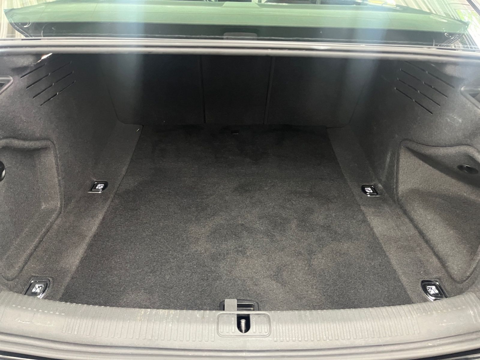 Audi A4 - Bild 9