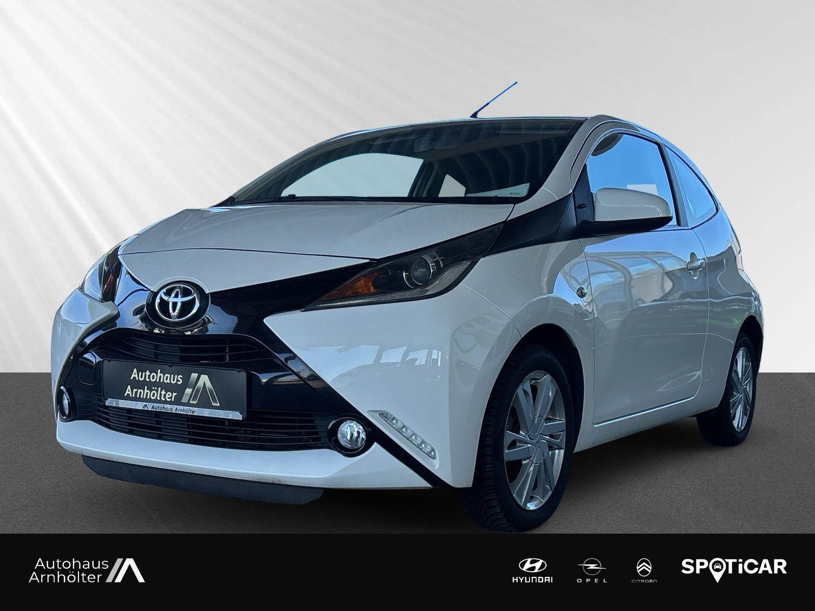 Toyota Aygo 1.0 X-PLAY TOUCH NAVI+KLIMA+PDC+KAMERA++
