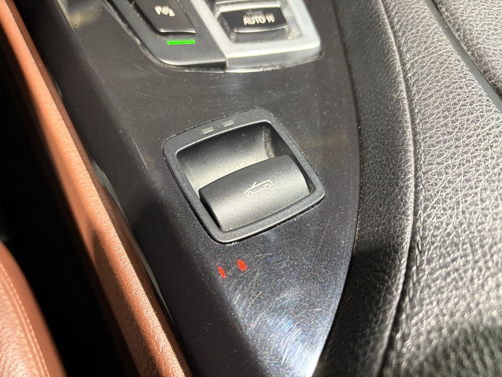 Fahrzeugabbildung BMW 640 Cabrio d xDrive/KAMERA/NAVI/MEMORY/BI-XENON