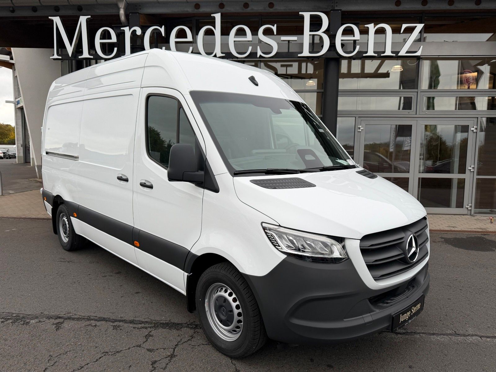 Fahrzeugabbildung Mercedes-Benz Sprinter 317 CDI 3665 9G AHK3,5to Klima Schwing