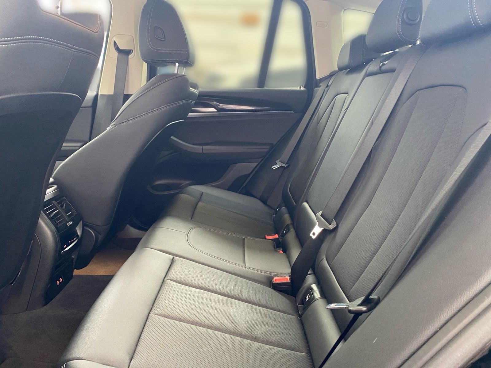 BMW X3 xDrive20d Navi ACC HiFi WLAN Var. Sportlenkun foto 10