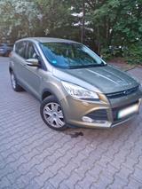 Ford kuga zum verkaufen - Ford Kuga mit Benzin-Antrieb: Limousine