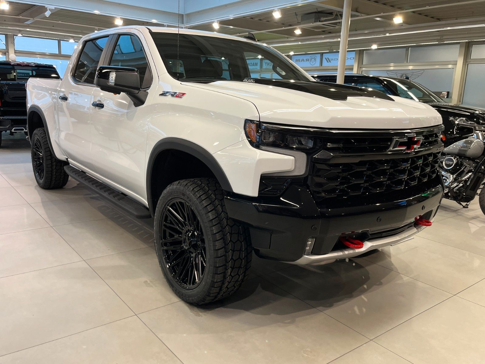 Fahrzeugabbildung Chevrolet Silverado ZR2 V8 6.2*Head-Up*360°*Offroad*AHK