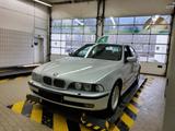 BMW 535i Steptronic Shadow Line Navi Xenon PDC - BMW 5 Series aus 1999