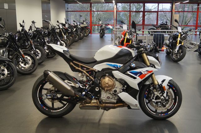 BMW S1000R M Paket +Frästeile P.+3 Pakete +25 Extras