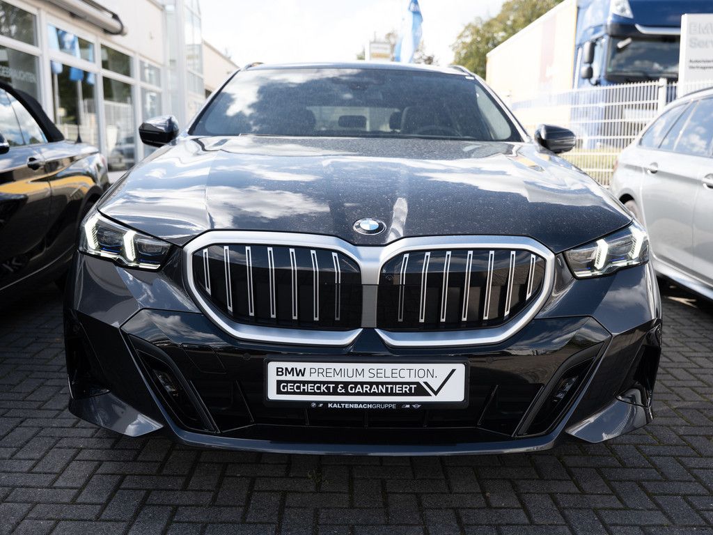 BMW 520i Touring M-Sport STANDHZ PANO AHK HUD 360° foto 3