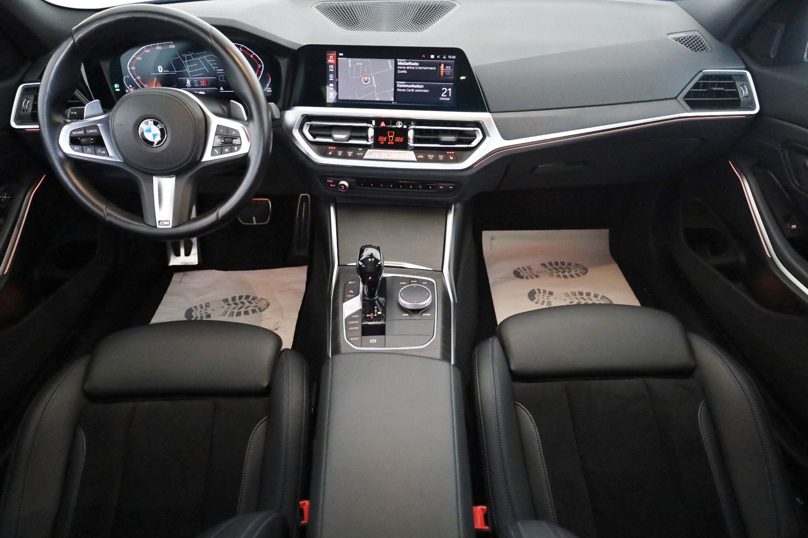 Fahrzeugabbildung BMW 320 i M Sport, T.Leder,Navi,LED,SH,Kamera