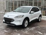 Ford Kuga Titanium Business LED KAMERA KEYLESS AHK