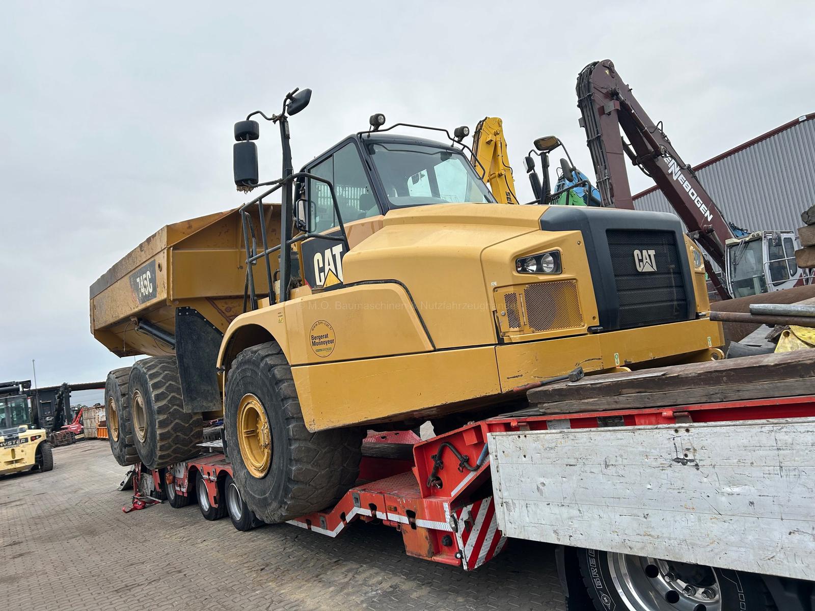 CAT 745 C
