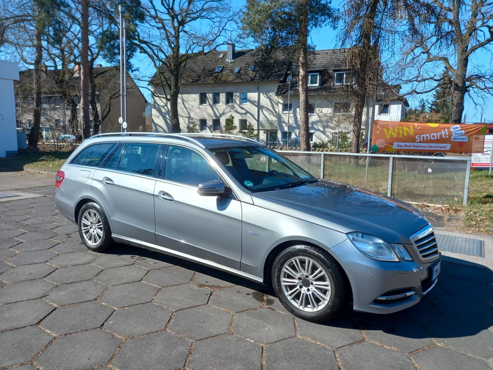 Mercedes-Benz E 220 CDI T BlueEFFICIENCY ELEGANCE ELEGANCE