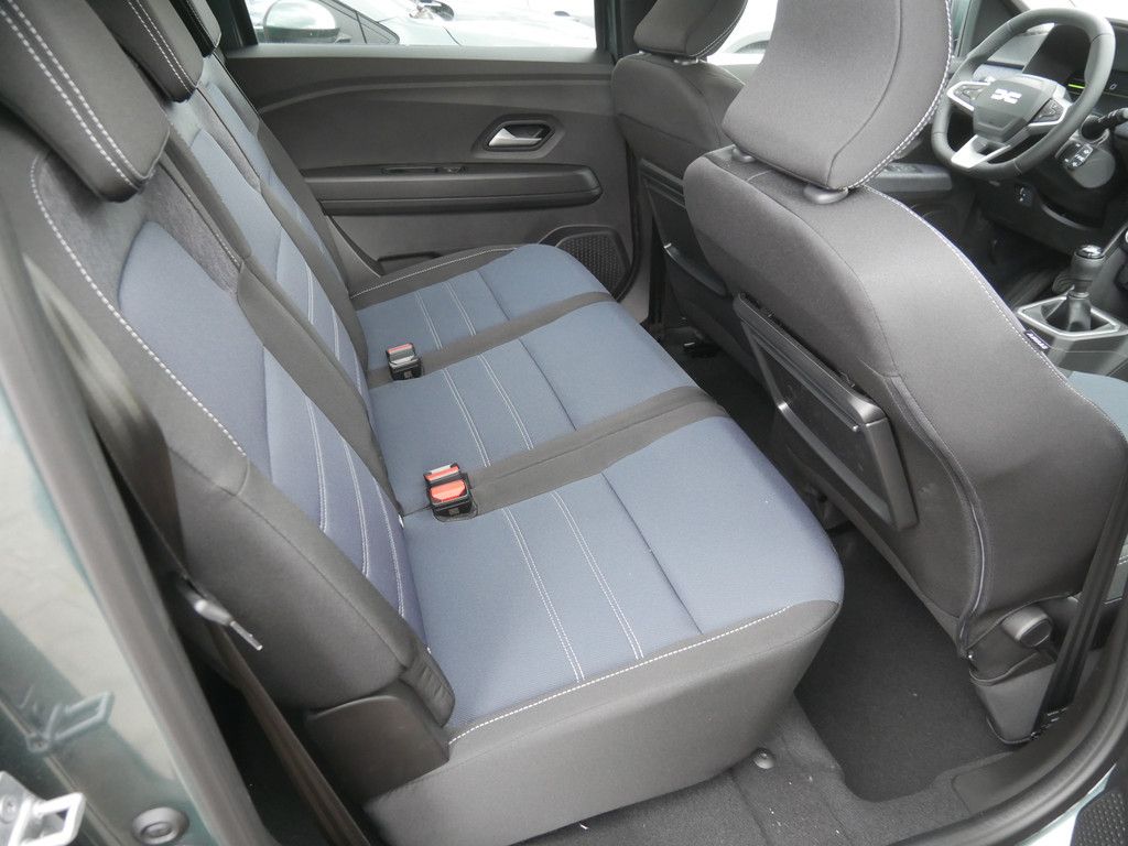 Fahrzeugabbildung Dacia Jogger Journey TCe 110 FACELIFT 2026 5-SITZER