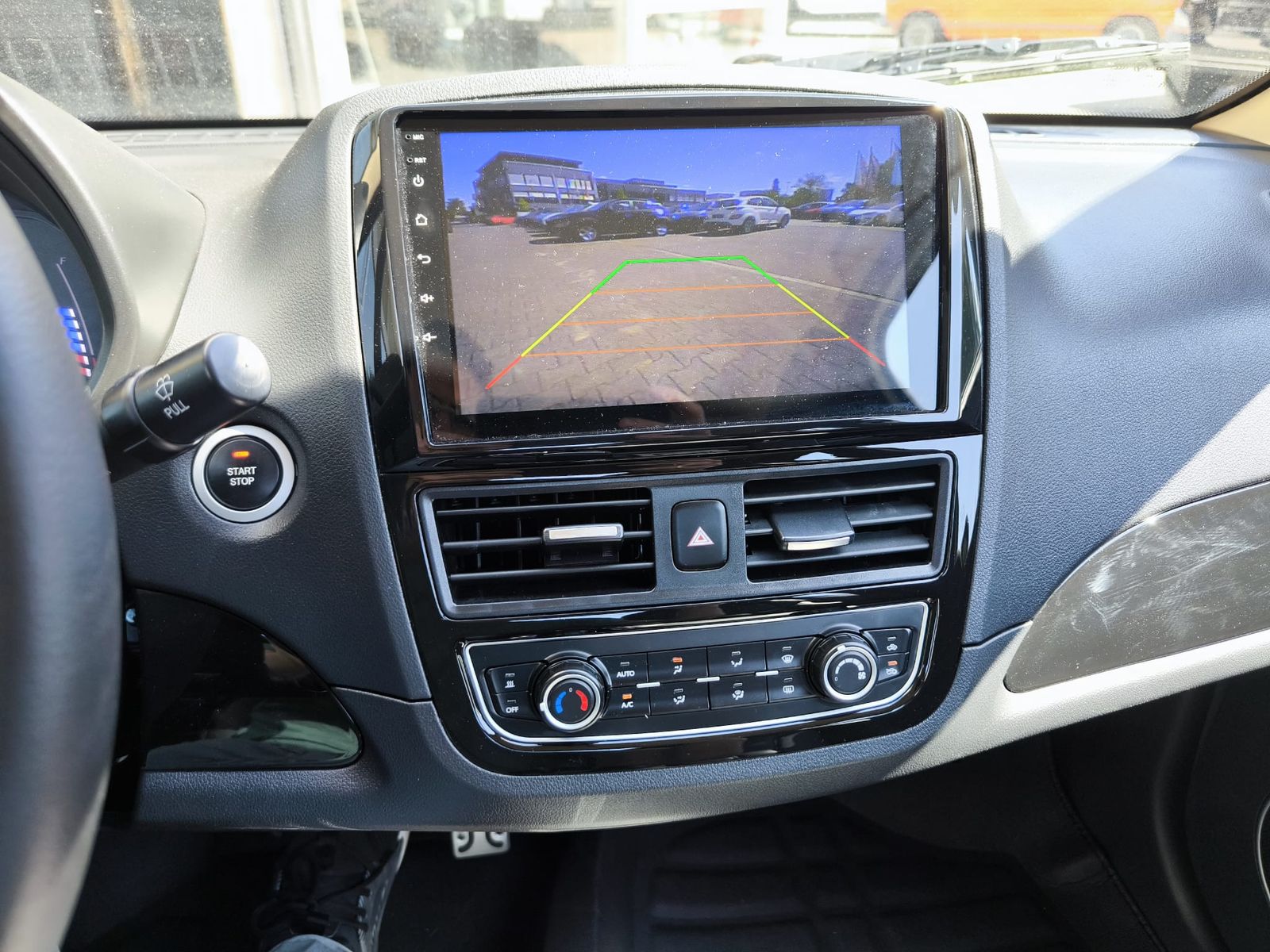 Fahrzeugabbildung Elaris Pio 36KW+LED+NAVI+KAM+KLIMA+LEDER+CARPLAY+