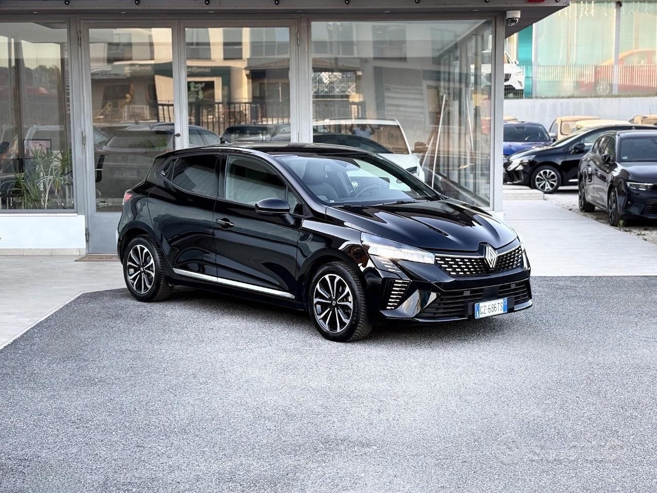 Renault Clio 1.0 Benzina 90CV E6 - 2025