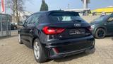 Audi A1 Sportback 30 TFSI / S-Line / 1. Hand - : Kleinwagen, Sport