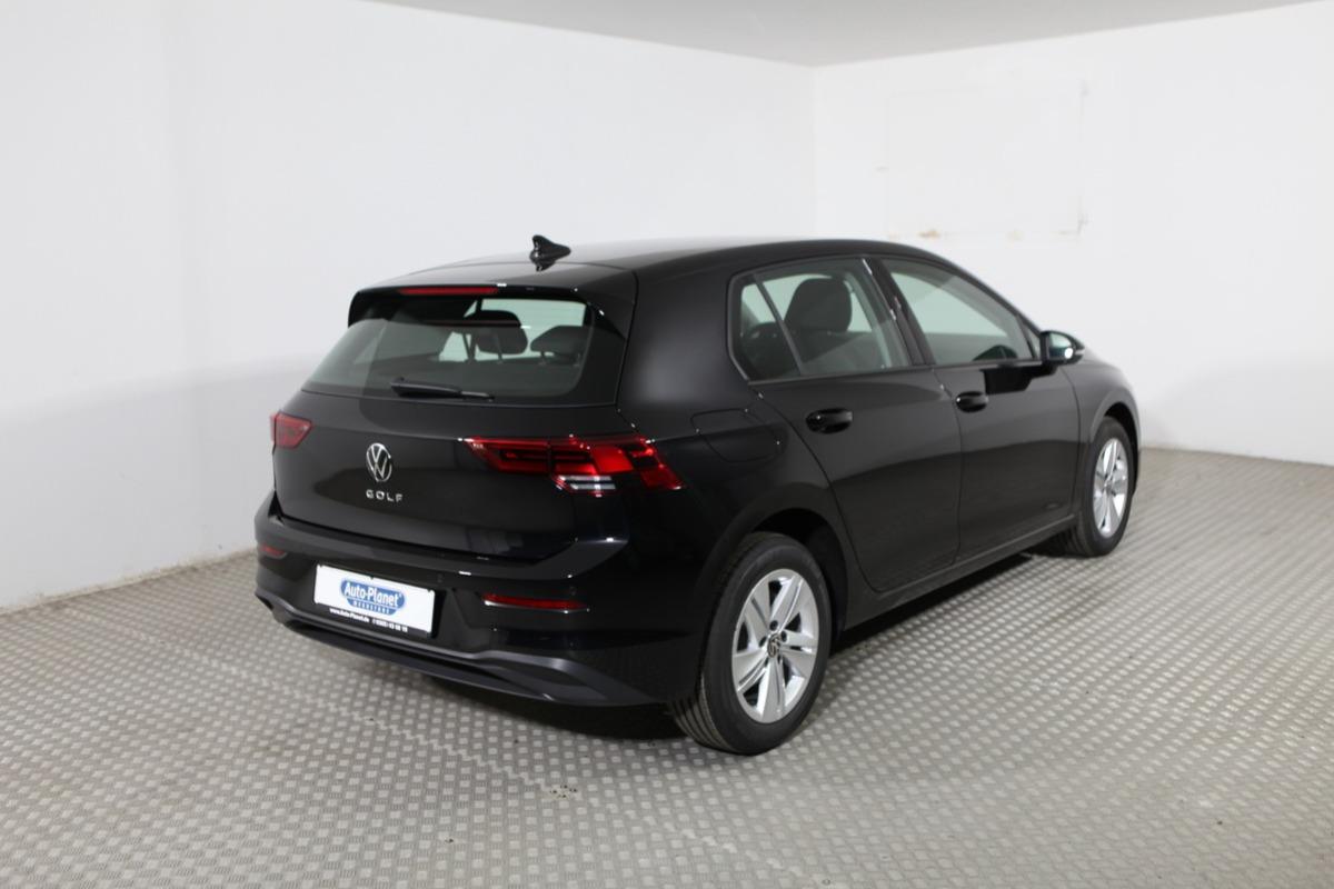 Volkswagen Golf VIII 1.5 TSI Life *2XPDC*ACC*LED*NAV*SHZ*