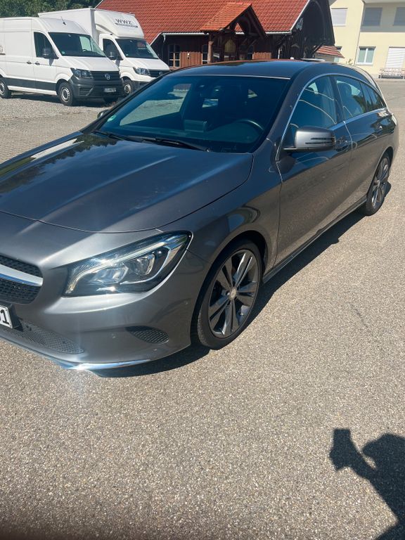 Image of Mercedes-Benz CLA 200 Shooting Brake