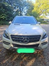 Mercedes-Benz Auto Mercedes Benz ML - aus 2012: Mercedes Ml