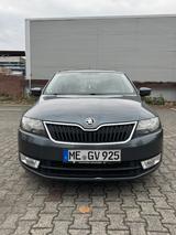 Skoda Rapid 1.4 TDI DSG Active Active - Skoda Rapid in Köln