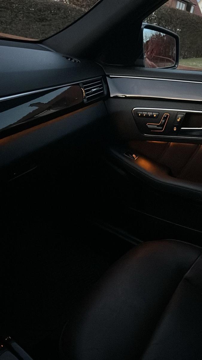 Mercedes-Benz E220 2010 — photo 5