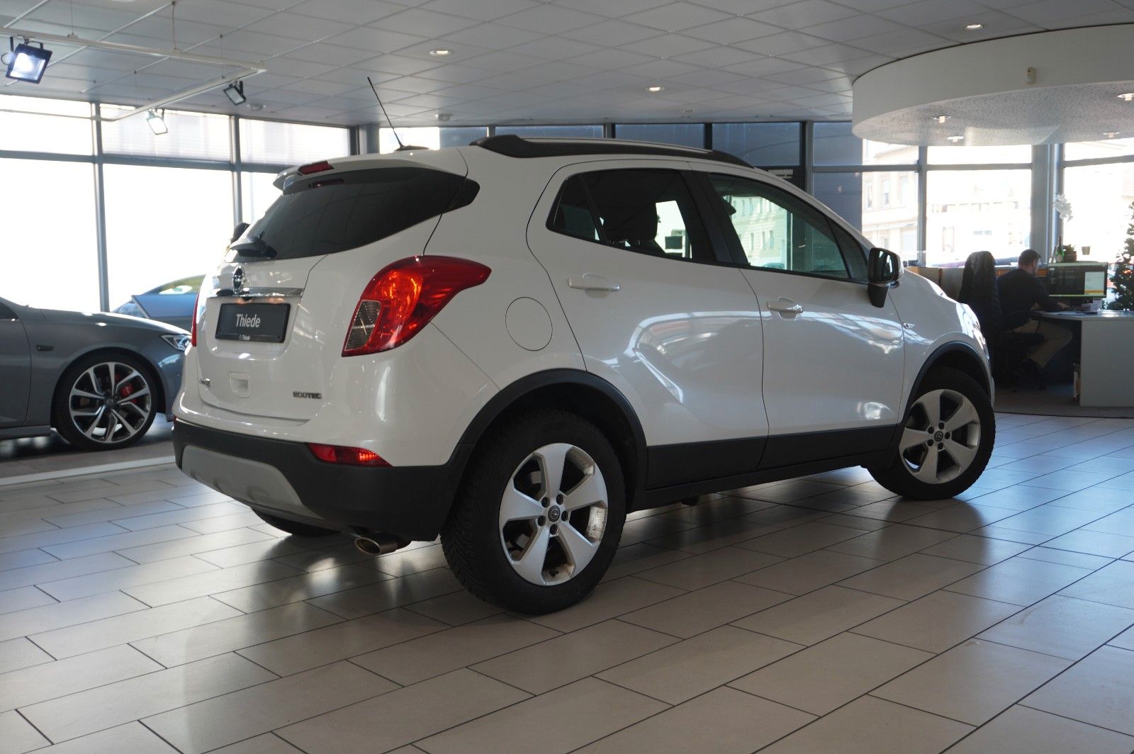 Fahrzeugabbildung Opel Mokka X 1.4 ON NAVI/LED/KAMERA/SHZ/SPORT/NEBEL