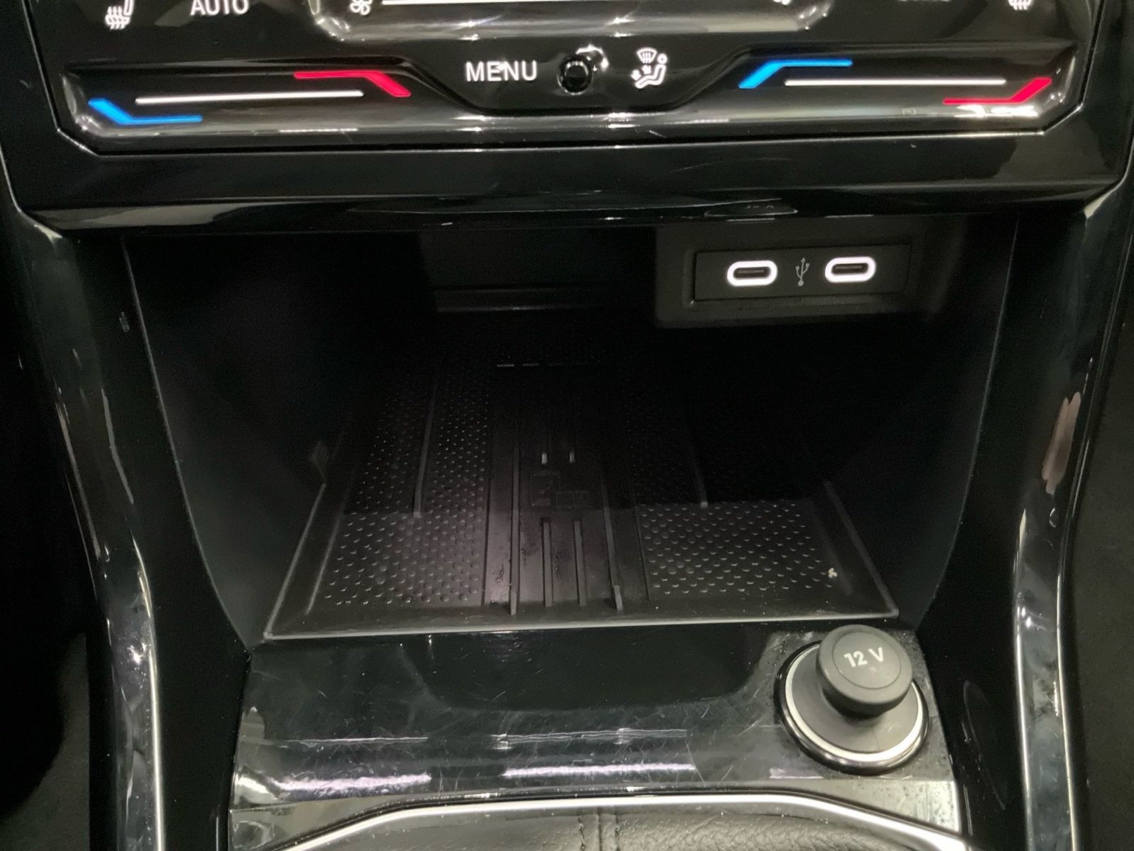 Volkswagen T-Cross - Bild 14