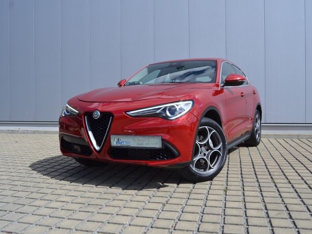 Stelvio 2.0 T Super Q4 Stelvio LUSSO-PAKET/XENON
