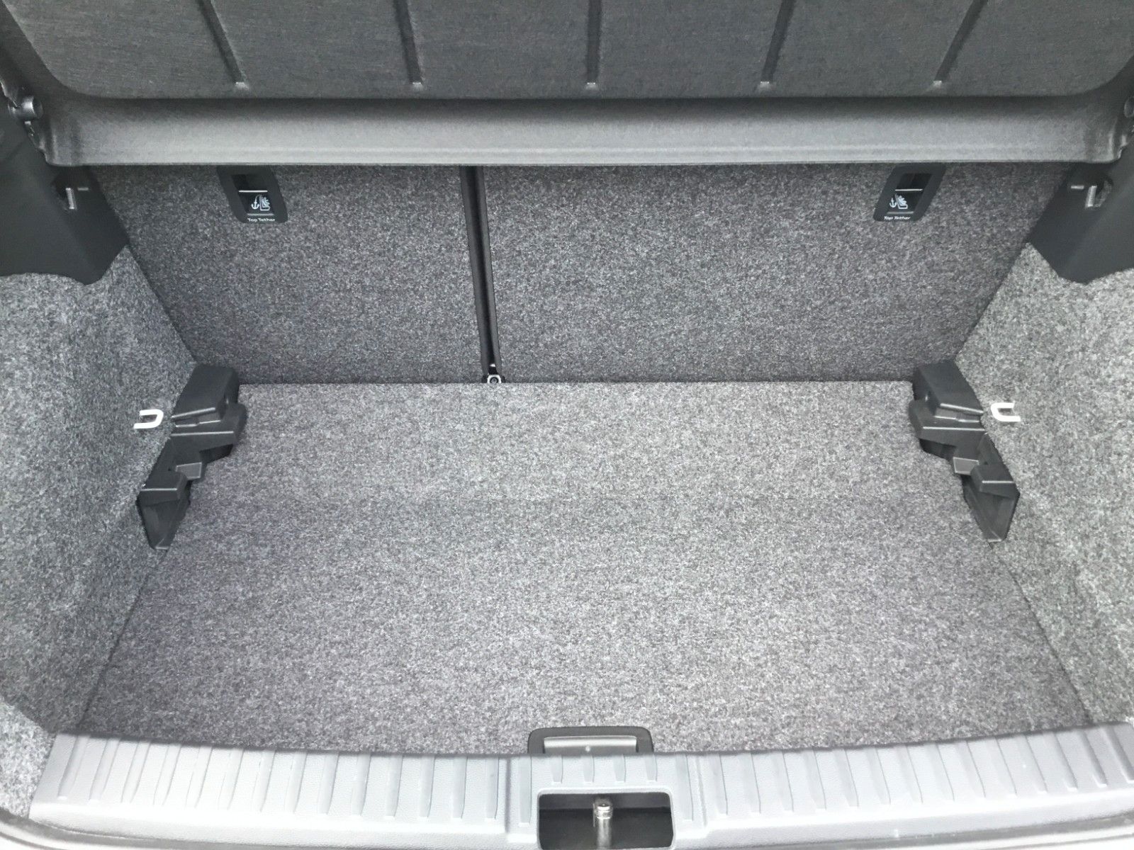Fahrzeugabbildung SEAT Ibiza 1.0TSI Style DSG+ACC+16"+Navi+LED+FullLink