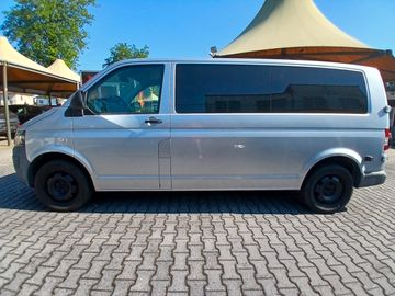 Volkswagen T5 Transporter - 2