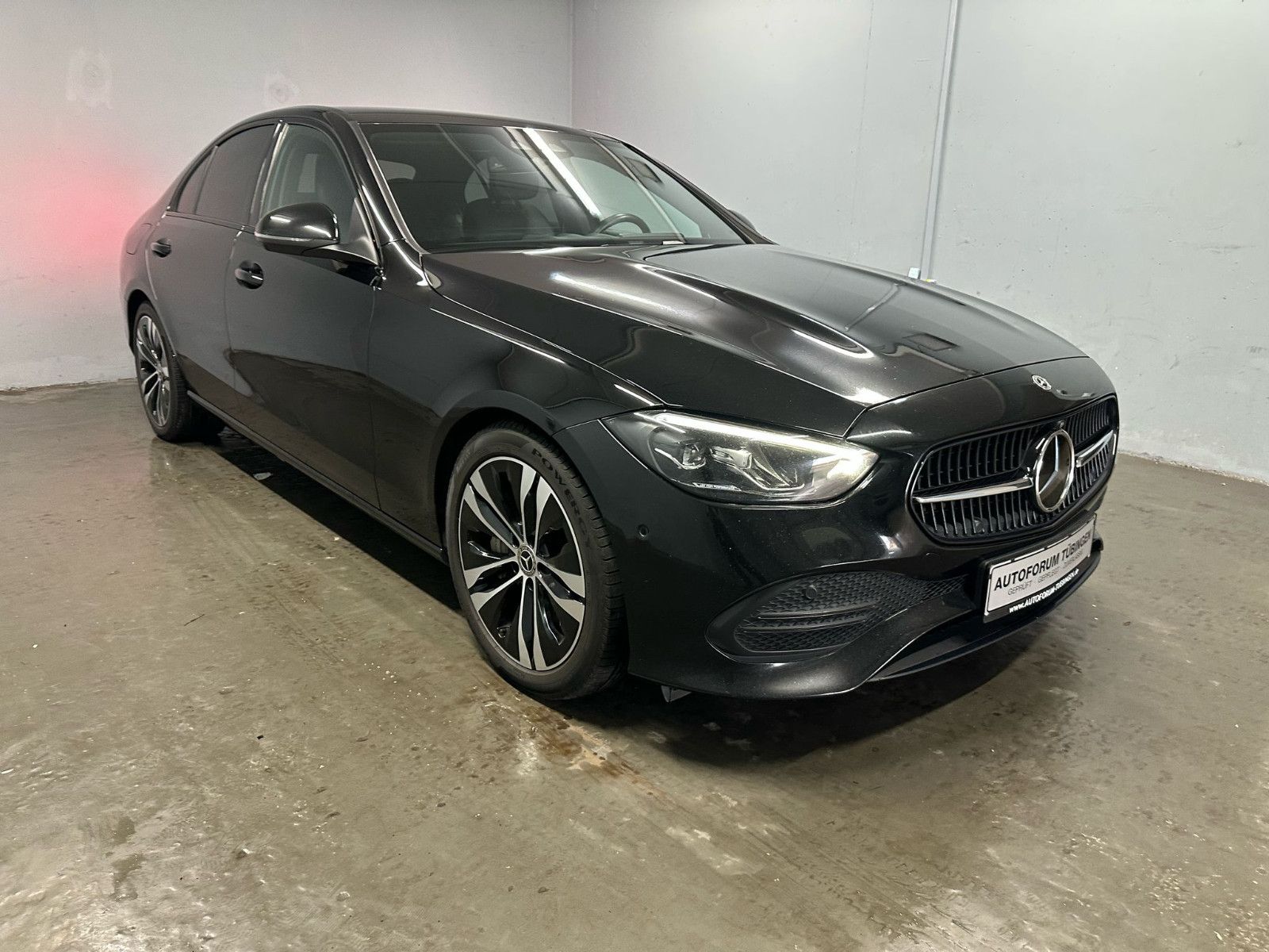 Fahrzeugabbildung Mercedes-Benz C 300 d Autom. AVANTGARDE*NIGHT*AHK*DISTRO*360*