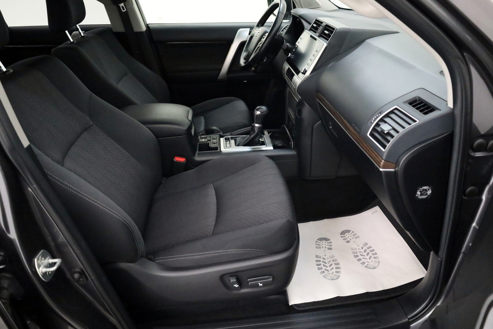 Fahrzeugabbildung Toyota Land Cruiser Comfort,Kamera,LED, CarPlay,SH