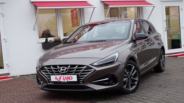 Hyundai i30 1.5 T-GDI LED Navi ACC Kamera Lenkradheizung