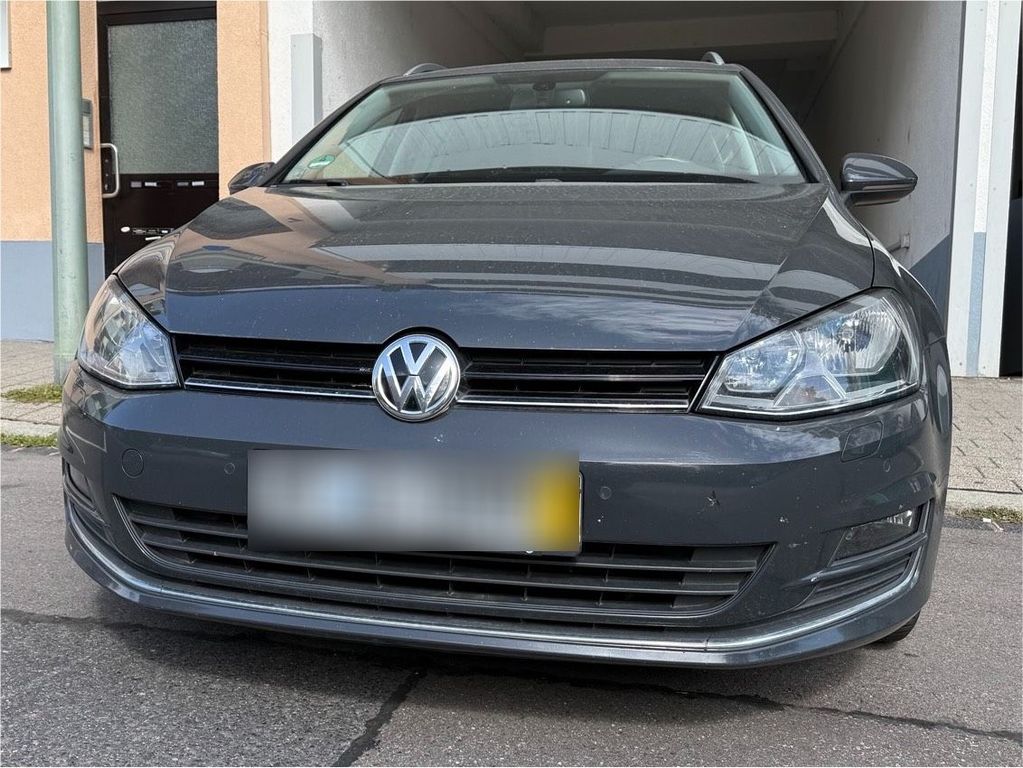 Image of Volkswagen Golf