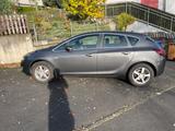 Opel Astra 1.7 CDTI ECOTEC Cosmo 92kW Cosmo - Opel Astra aus 2010 mit Diesel-Antrieb