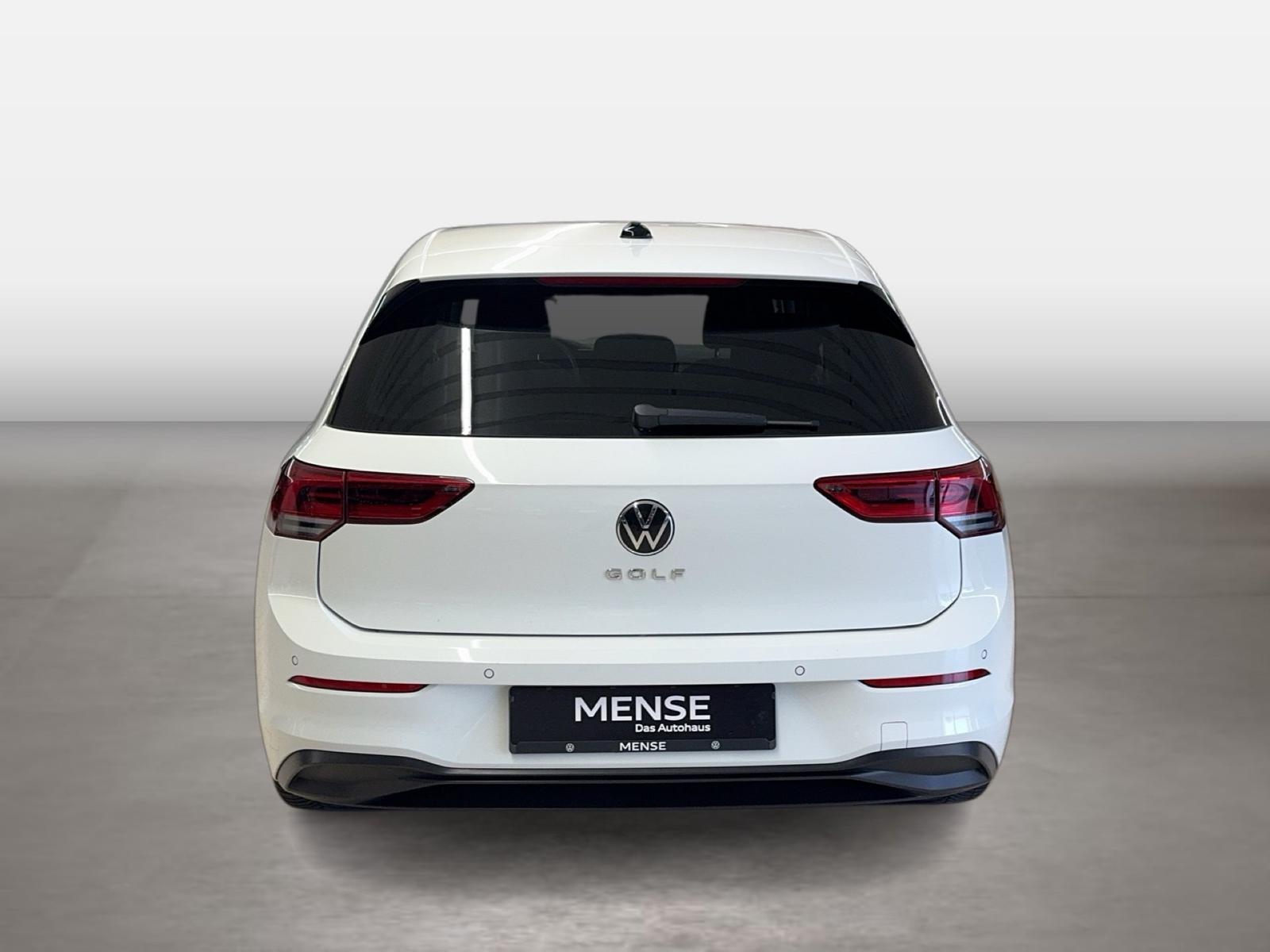 Volkswagen Golf VIII 1.5TSI Life CarPlay h/k AHK Standhzg