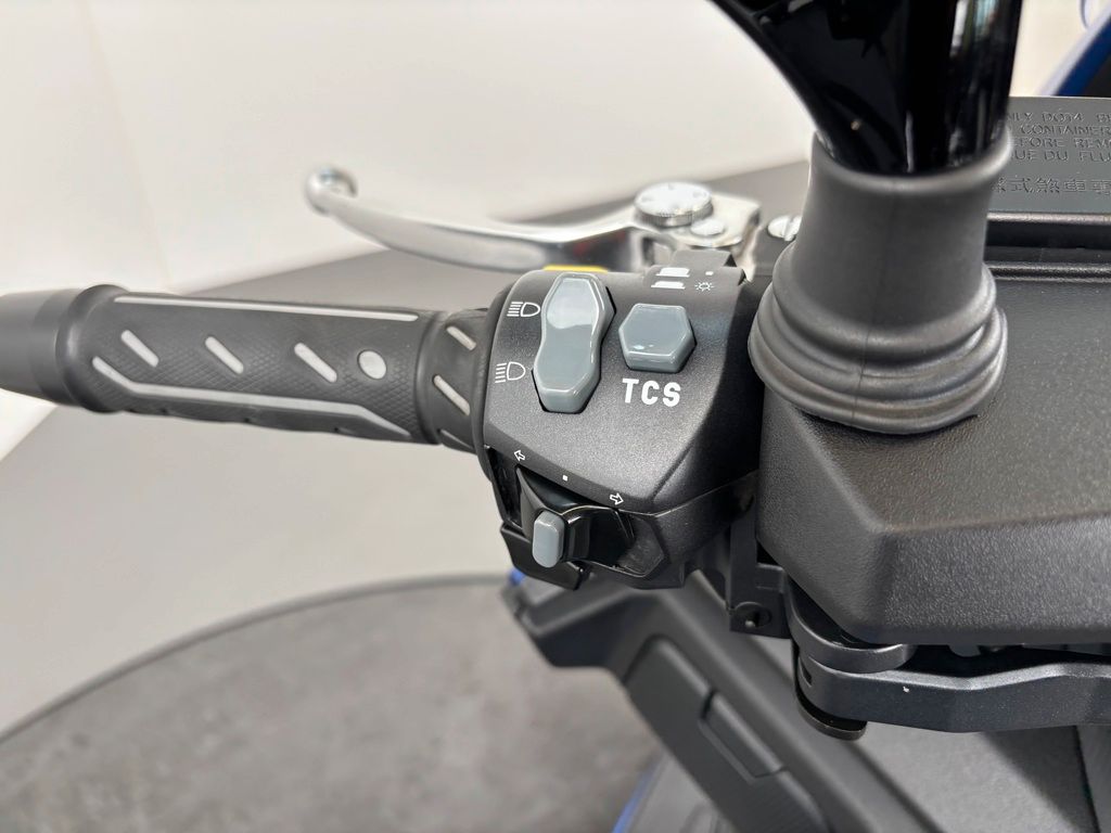 Fahrzeugabbildung Kymco XCITING S 400 I *TOPCASE *1.HAND