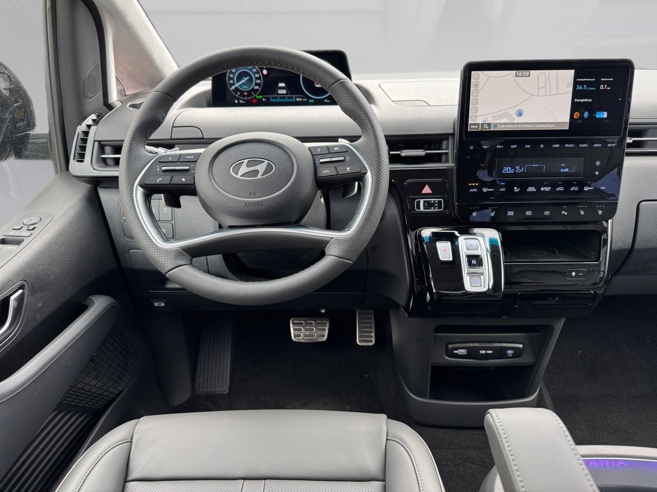 Fahrzeugabbildung Hyundai STARIA SIGNATURE *PANORAMADACH* 2xKlima 360 ACC