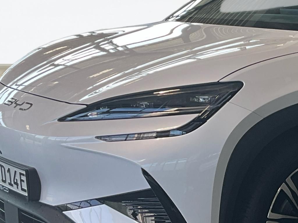 BYD SEALION 7