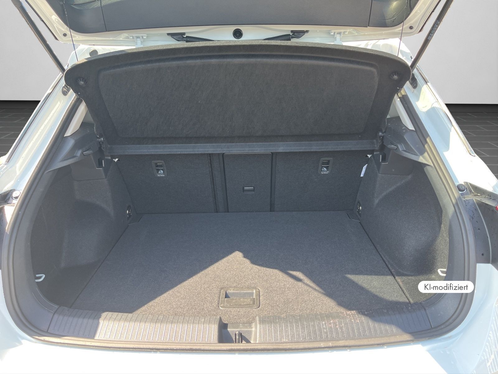 Volkswagen T-Roc - Bild 17