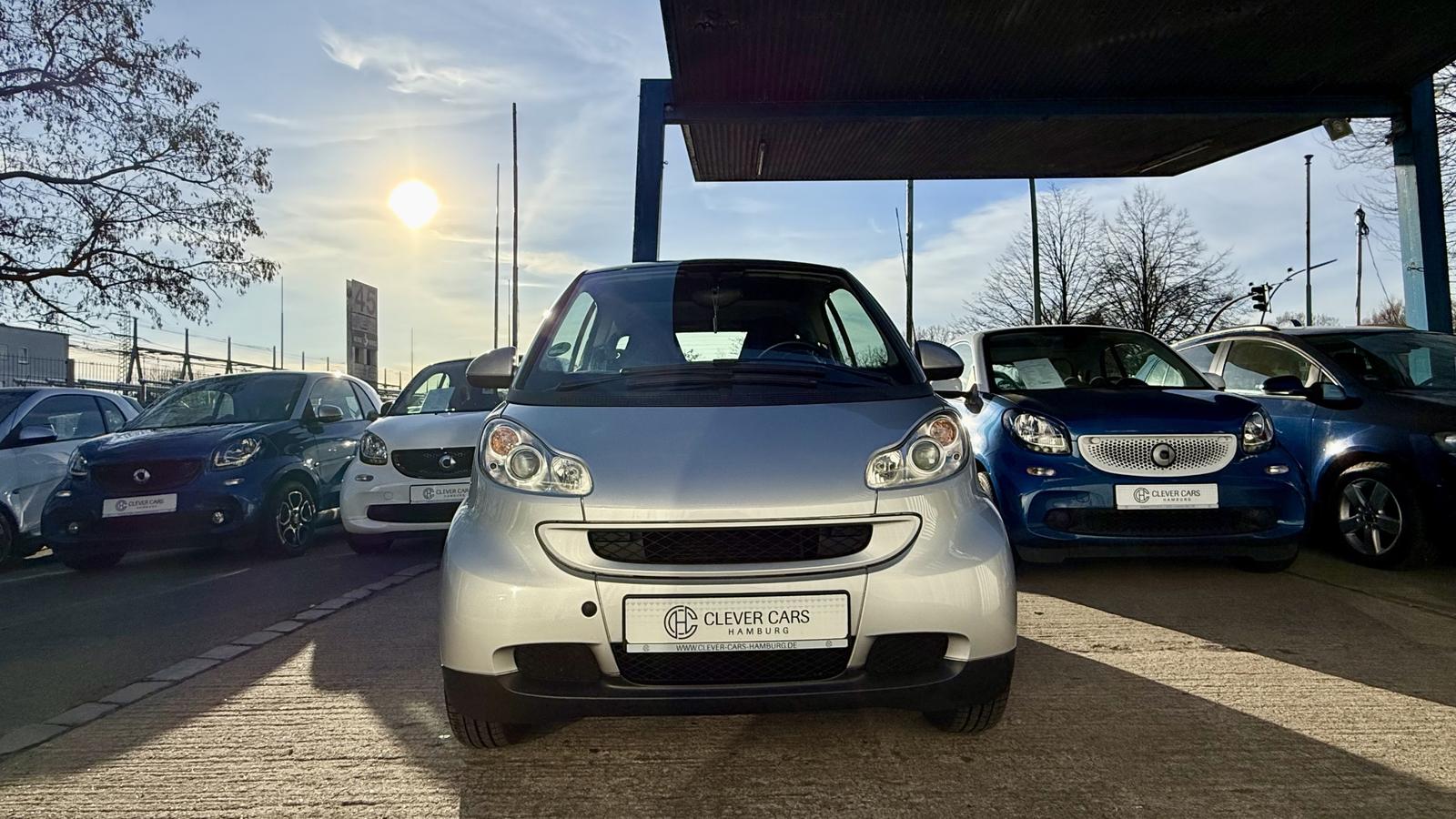 Smart ForTwo COUPE*PASSION*NAVI*KLIMA*PANO*ALLWETTER