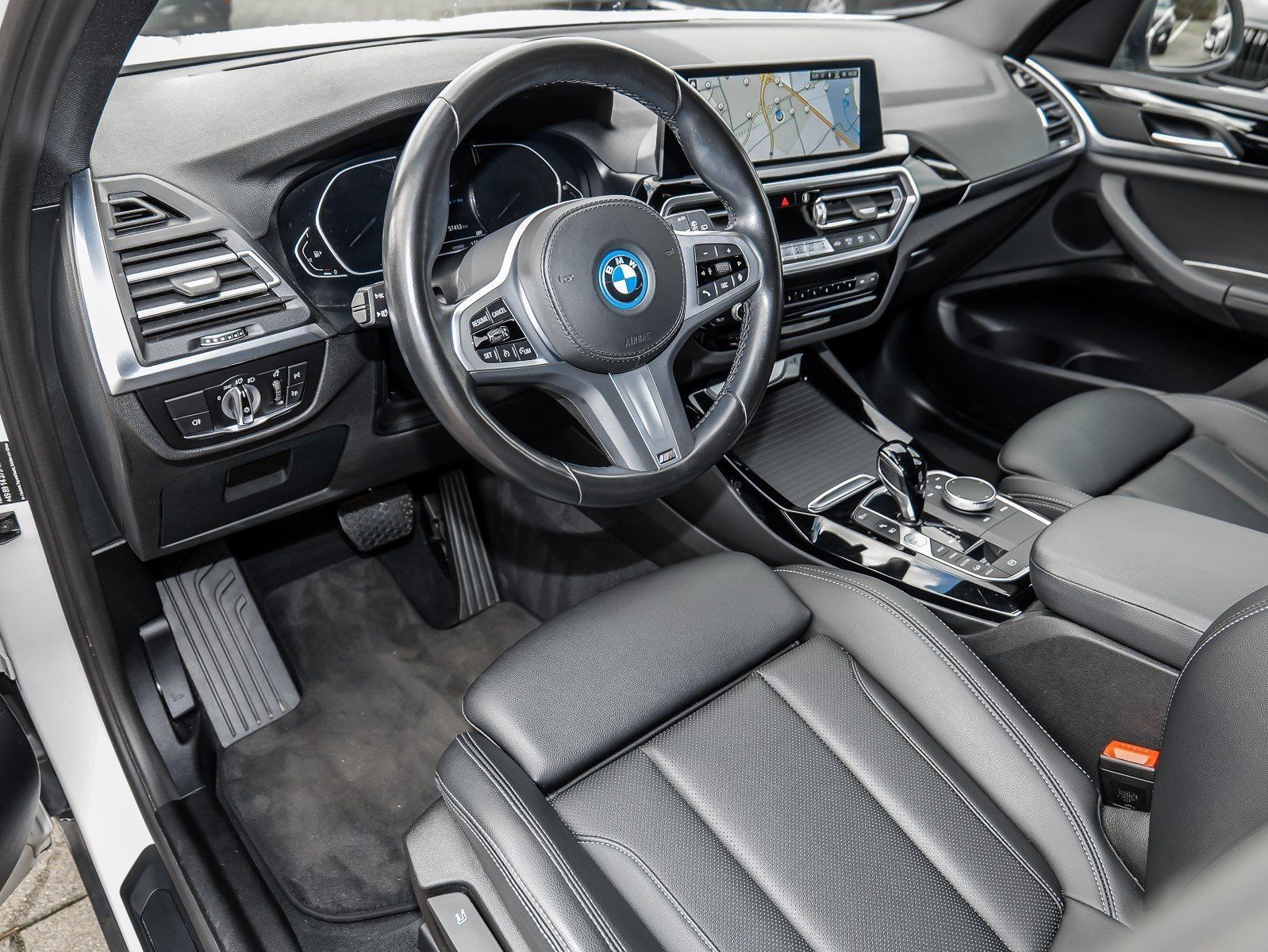 BMW X3 xDrive30e HUD AHK RFK NAVI LED PDC V H DAB foto 17