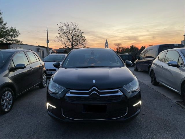 DS Automobiles Ds DS4 DS 4 1.6 e-HDi 110 airdream So Chic