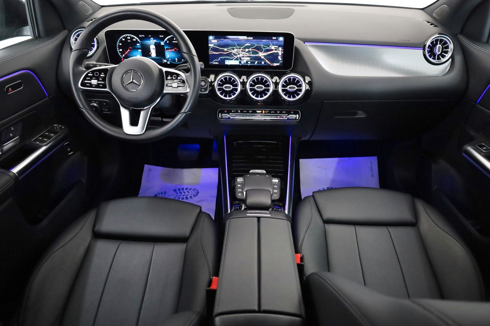 Fahrzeugabbildung Mercedes-Benz GLA 200d Leder,Navi,LED,Kamera,SH,Park-Paket