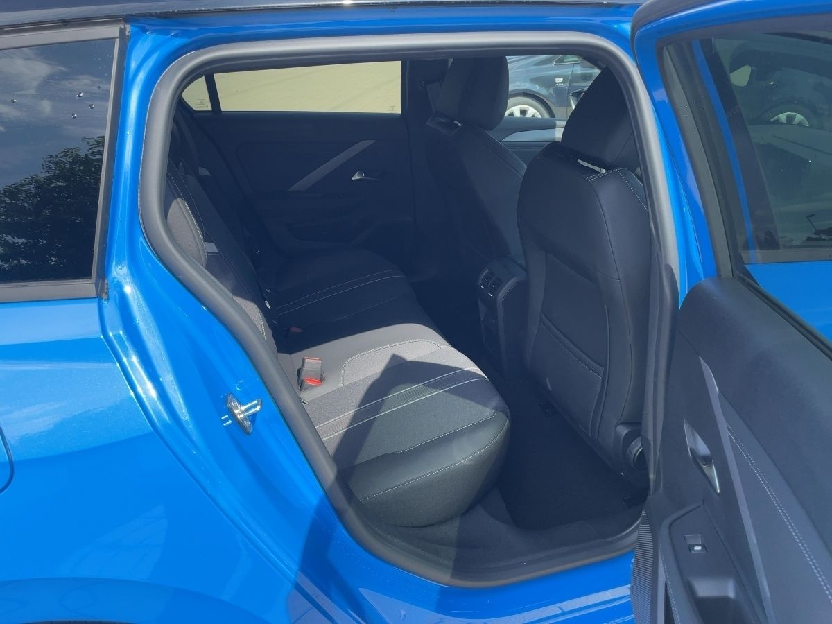 Opel Astra - Bild 12