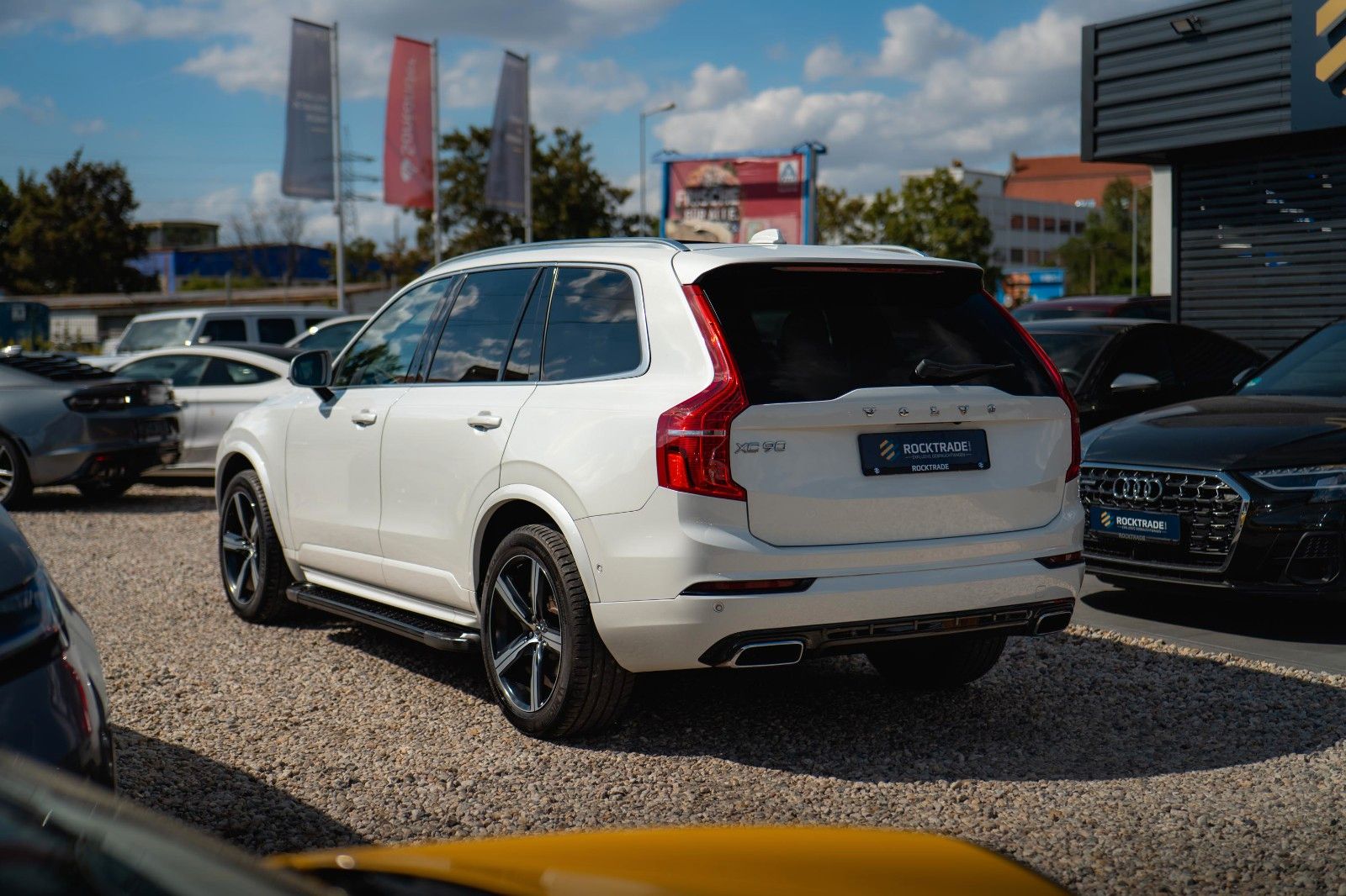 Fahrzeugabbildung Volvo XC90 R Design AWD Night-Paket | ACC | PANO | LED