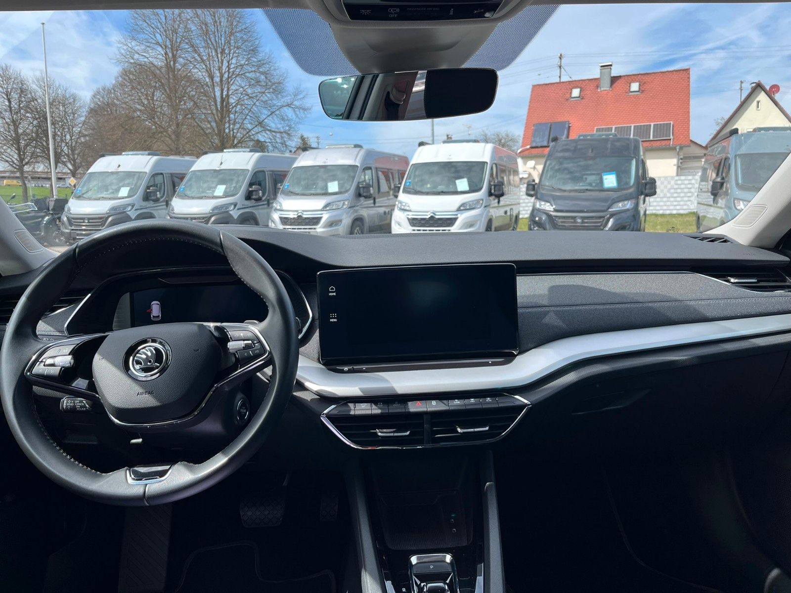 Fahrzeugabbildung SKODA Octavia Combi Style elekt. Sitze virtual  uvm.