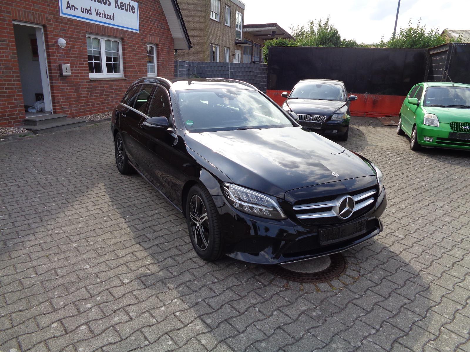 Mercedes-Benz C 220 T CDI Avang., Kamera, Autom., PTS, SHZ, LM