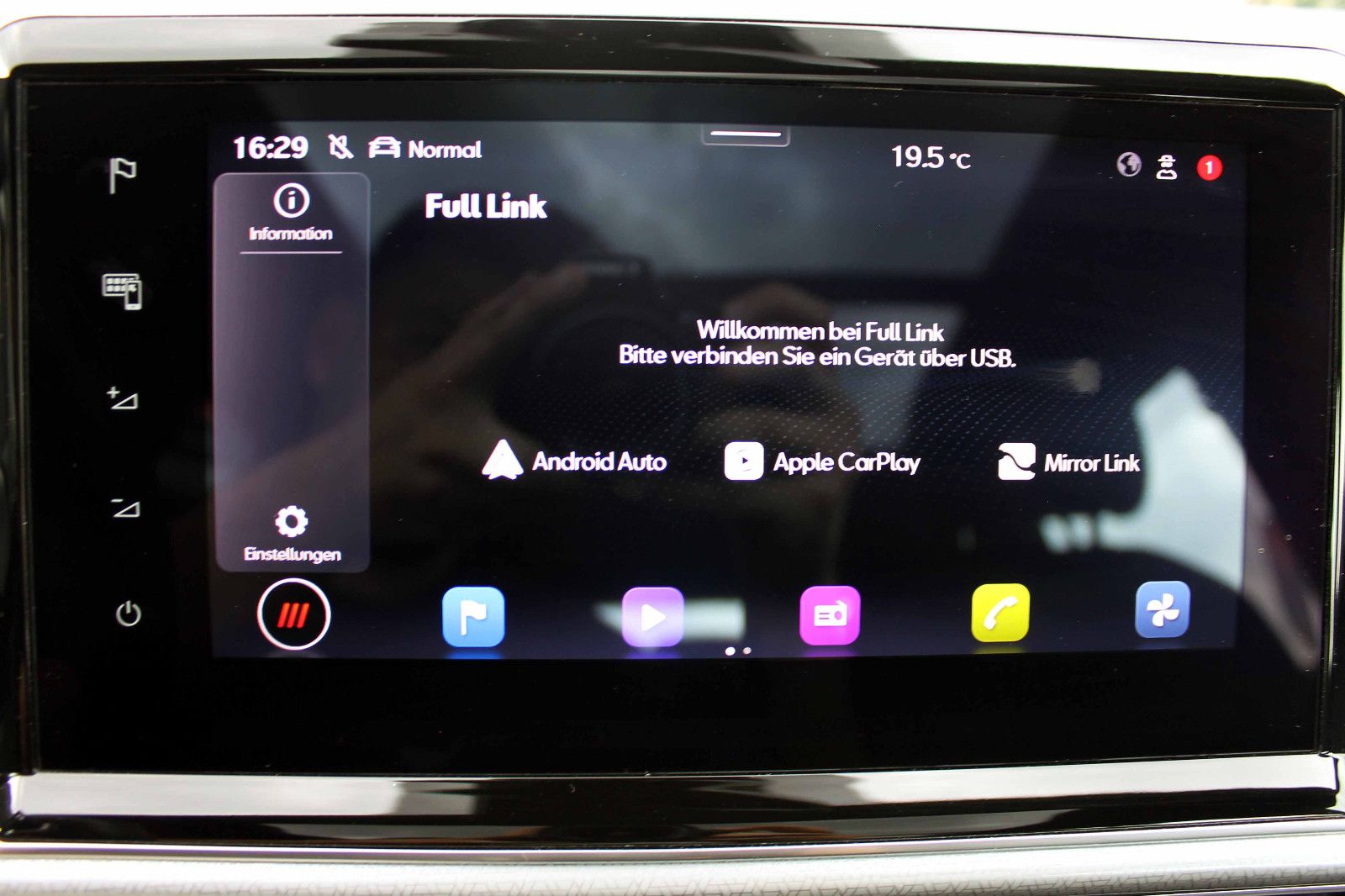 Fahrzeugabbildung SEAT Tarraco Style 2.0TDI DSG LED AHK ACC KAM PANO BT