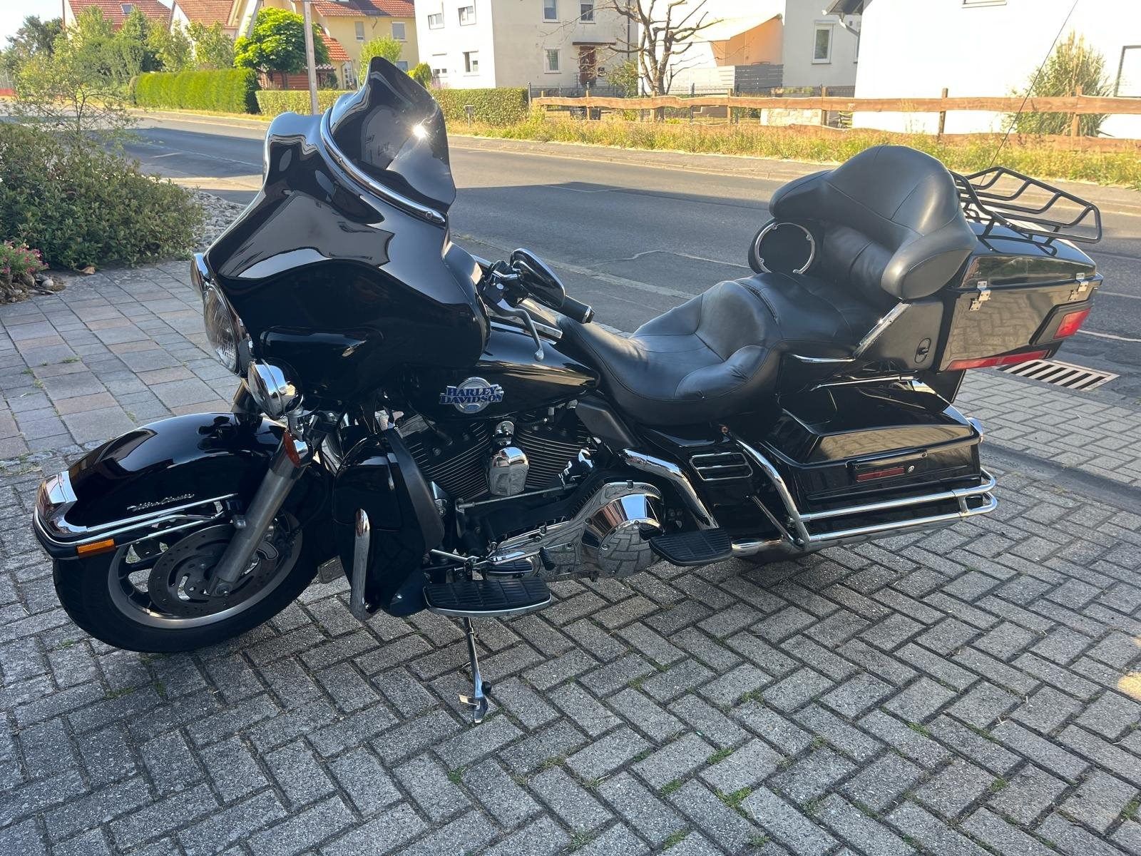 Fahrzeugabbildung Harley-Davidson Electra Glide Ultra Classic FLHTCU sofort